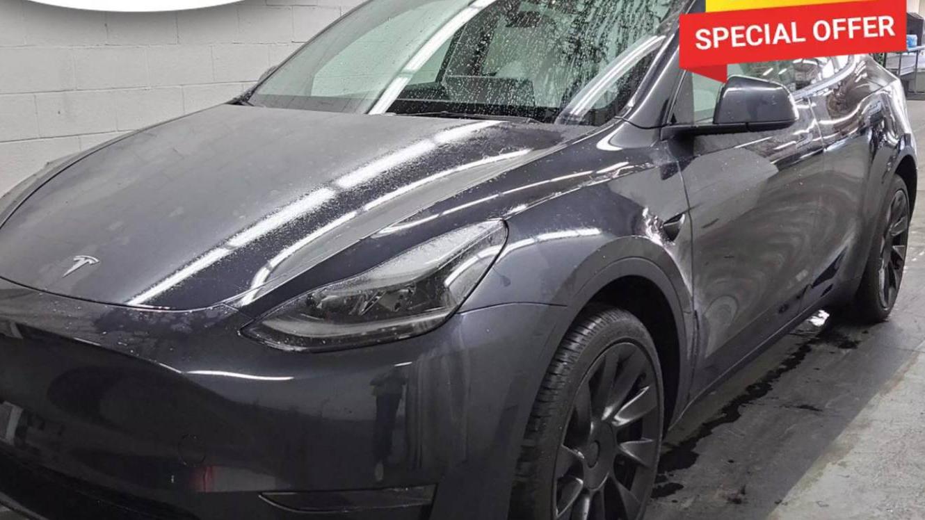 TESLA MODEL Y 2024 7SAYGDED6RF055345 image